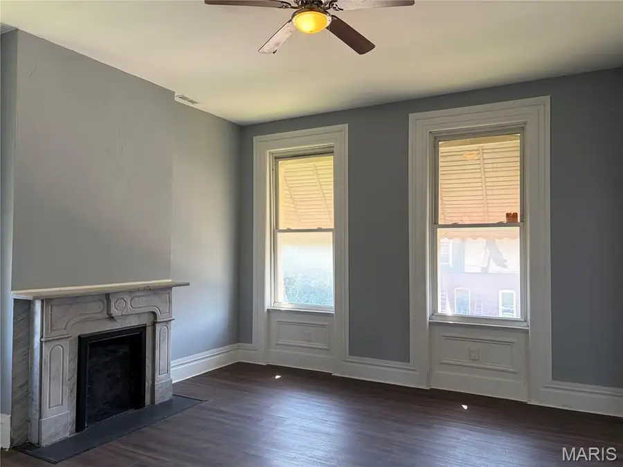 2248 Missouri Avenue, Saint Louis, MO 63104 - #3