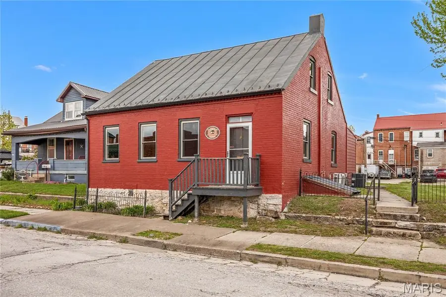 117 E 5th Street, Hermann, MO 65041 - #2