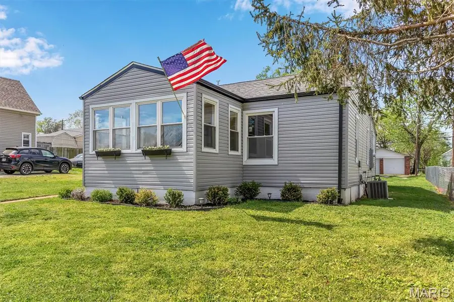 773 Reed Avenue, Saint Louis, MO 63125 - #3