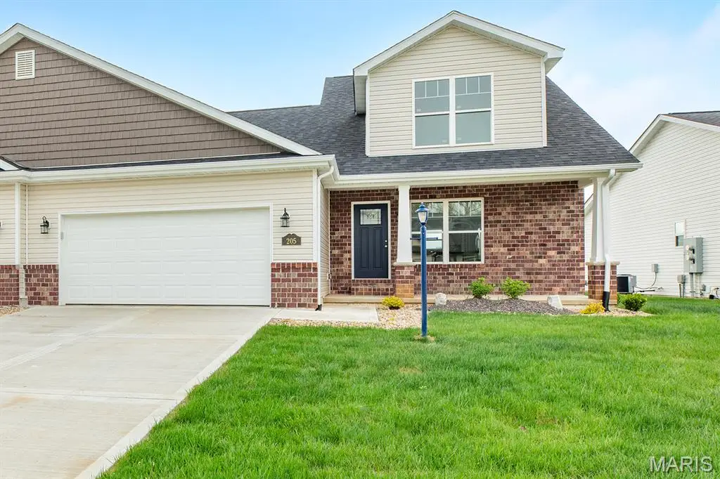 205 Wrigley Field Drive, Bethalto, IL 62010 - #1