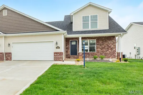 205 Wrigley Field Drive, Bethalto, IL 62010