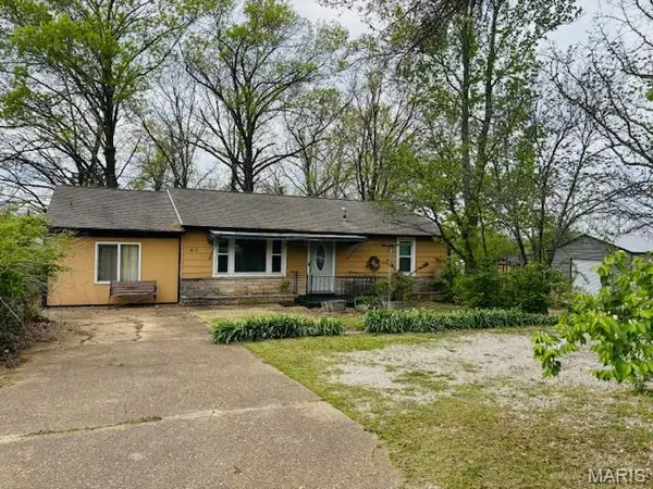 815 Lakeshore Drive, Cuba, MO 65453