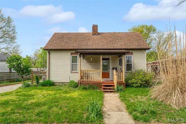 3520 Summit Avenue, Belleville, IL 62226