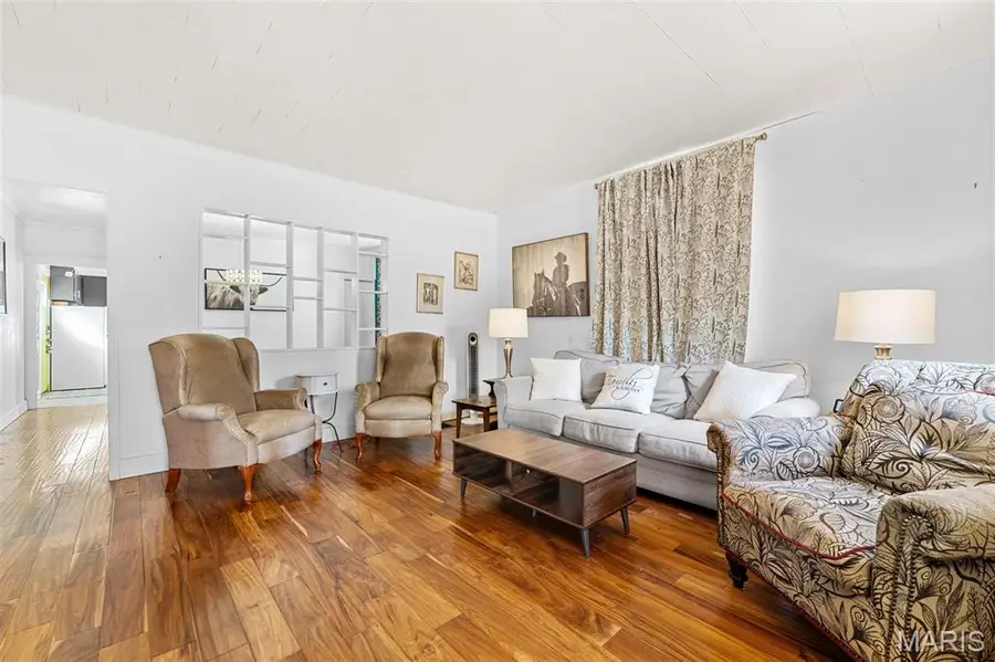 3520 Summit Avenue, Belleville, IL 62226 - #3