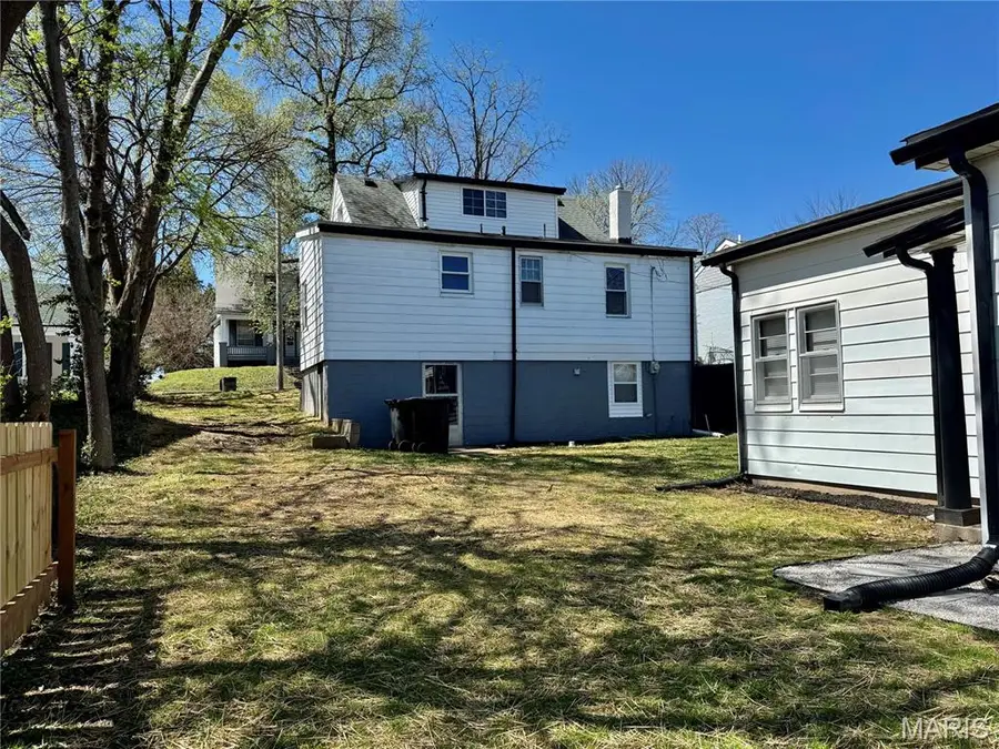 1024 South Charles Street, Belleville, IL 62220 - #3