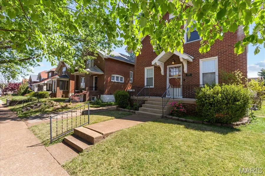 4948 Neosho Street, Saint Louis, MO 63109 - #3