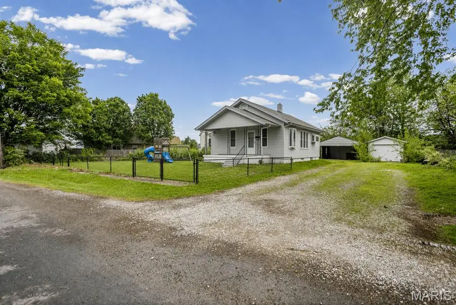 628 N 3rd Street, Dupo, IL 62239 - #3