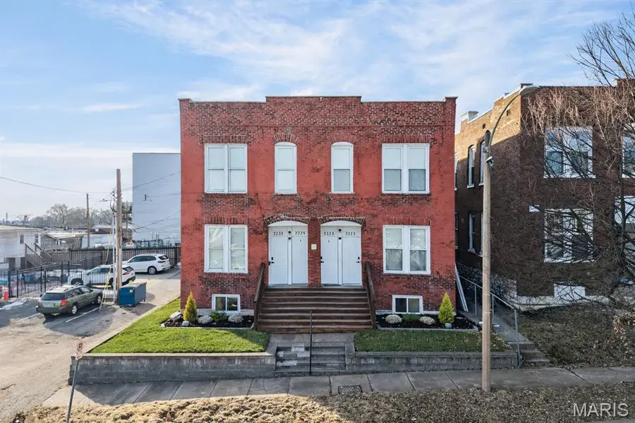 2223 Benton Terrace, Saint Louis, MO 63139 - #2