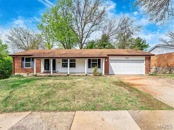 12967 Vanderwood Drive, Black Jack, MO 63033