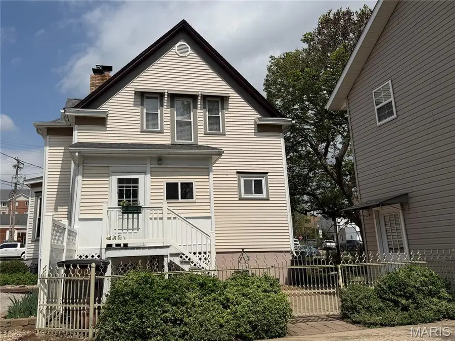 114 E Main Street, Greenville, IL 62246 - #2