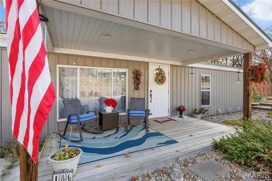 186 Highlands Avenue, Camdenton, MO 65020 - #2