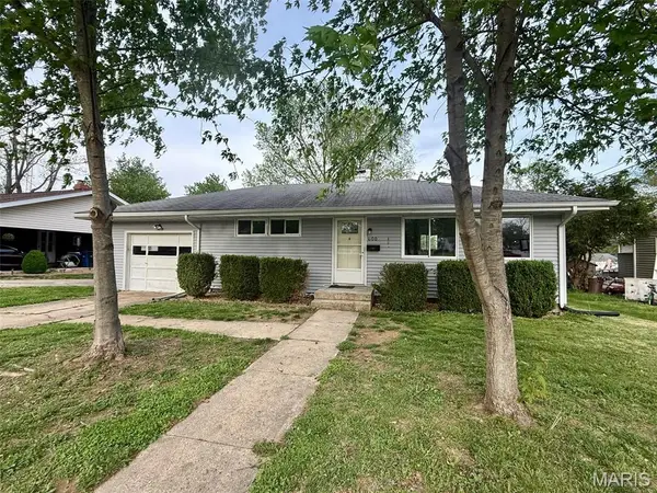 600 Killarney Drive, Greenville, IL 62246