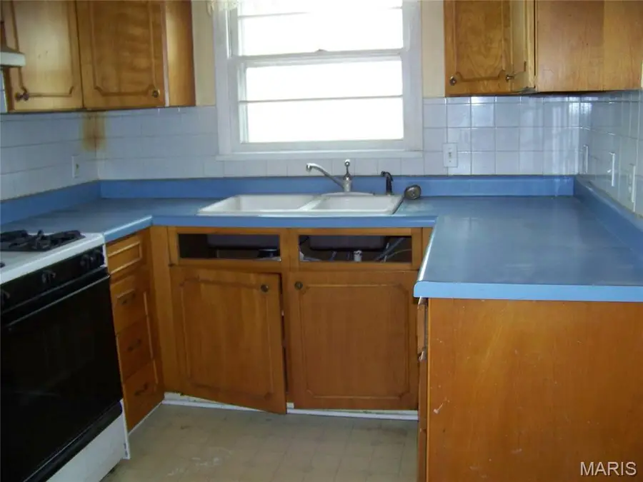 203 E 1st Street, Rolla, MO 65401 - #2