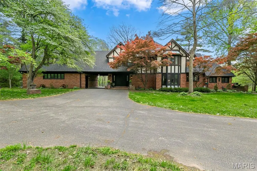 250 Quindaro Drive, Florissant, MO 63034 - #1