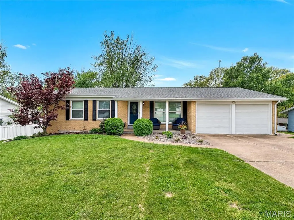 2648 Baltusrol Drive, Saint Louis, MO 63129 - #1