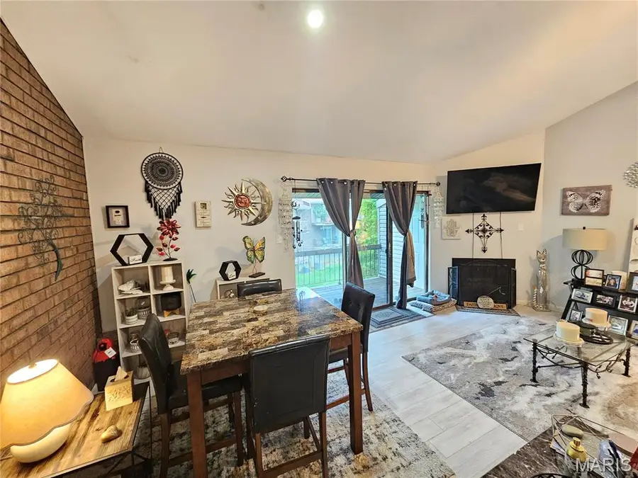 5271 Cedarstone Court #C, Mehlville, MO 63129 - #3