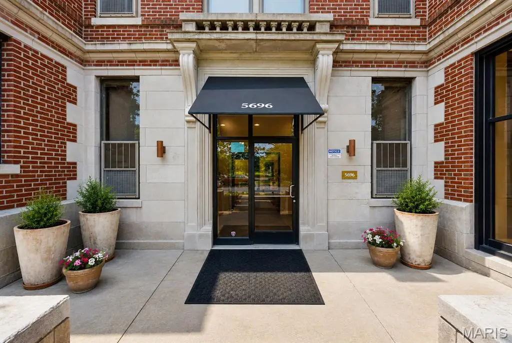 5696 Kingsbury Avenue #102, Saint Louis, MO 63112 - #1