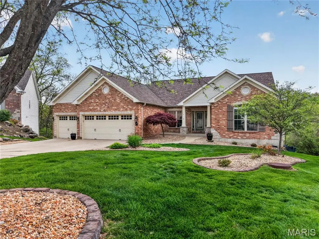 16 Charlemagne Court, Lake Saint Louis, MO 63367 - #1