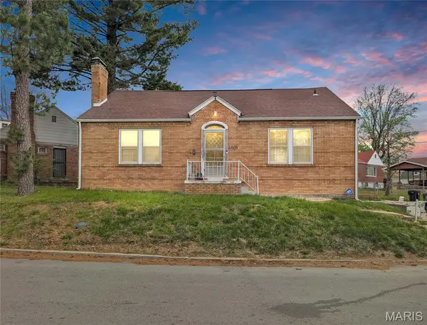 4401 Charlie Dooley Drive, St Louis, MO 63121