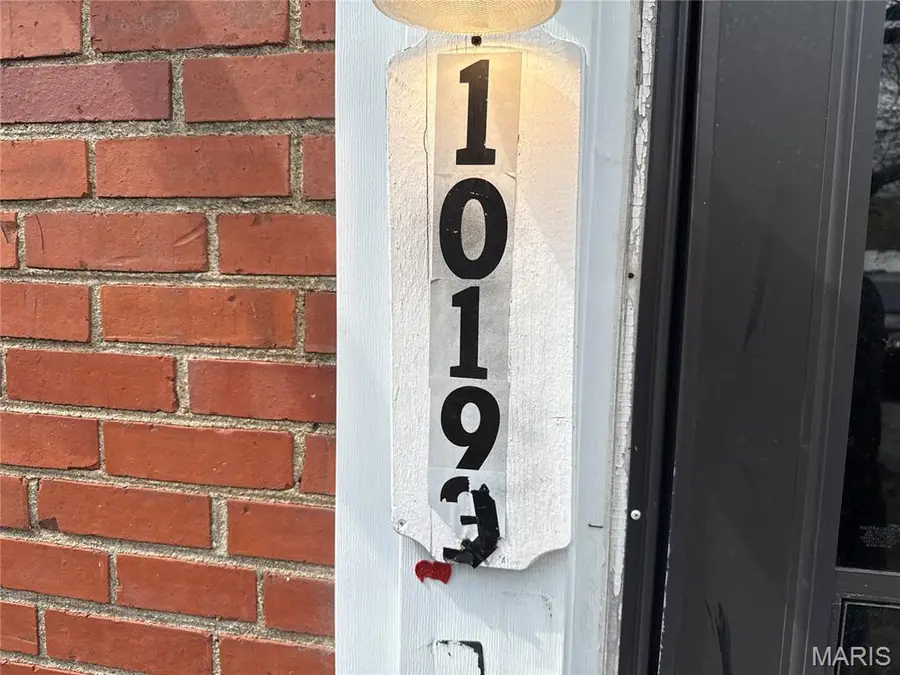 10193 Green Valley Drive, Saint Louis, MO 63136 - #2