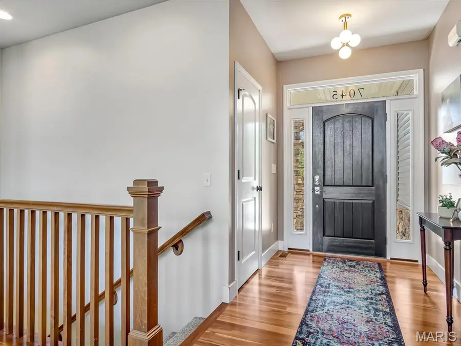 7045 Richmond Drive, Glen Carbon, IL 62034 - #3