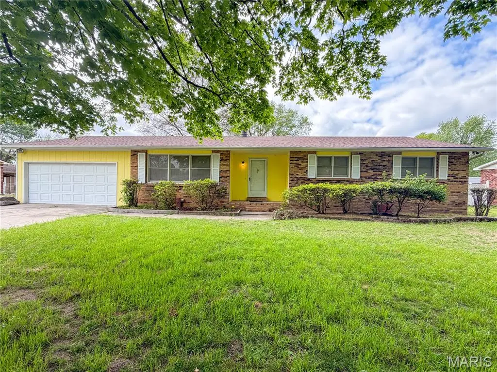 903 Glenn Drive, Sikeston, MO 63801 - #1