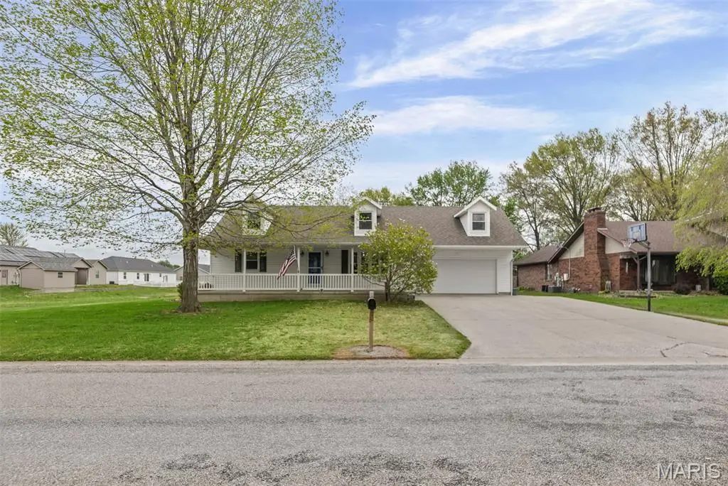 106 N 11th Street, New Baden, IL 62265 - #1