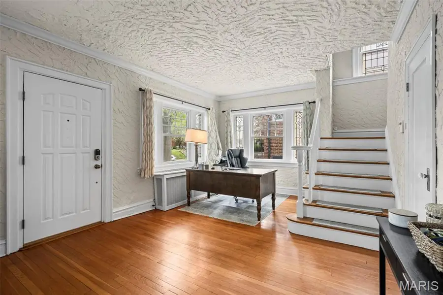 7232 Northmoor Drive, Hadley, MO 63105 - #3