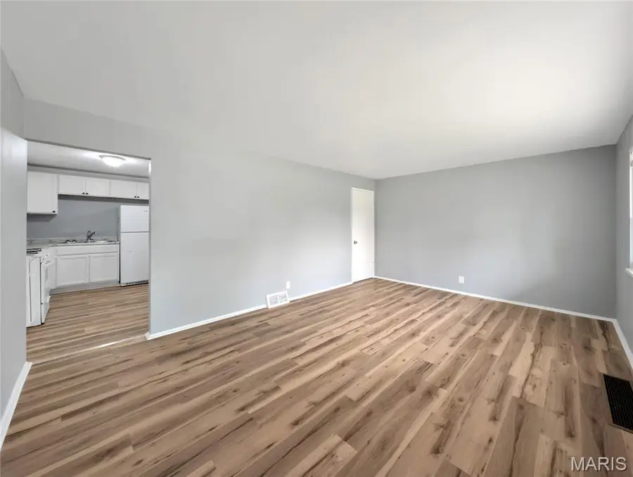 10319 Reba Drive, Dellwood, MO 63136 - #2