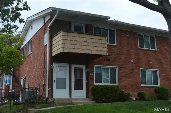 10697 Carroll Wood Way, St Louis, MO 63128