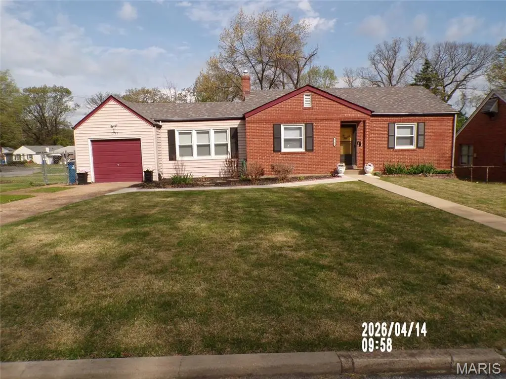 6783 Kenwood Drive, Northwoods, MO 63121 - #1