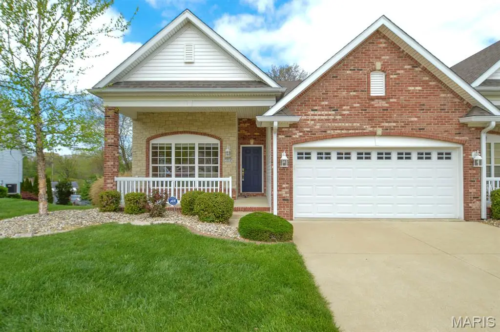 5004 Castlegate Lane, Godfrey, IL 62035 - #1