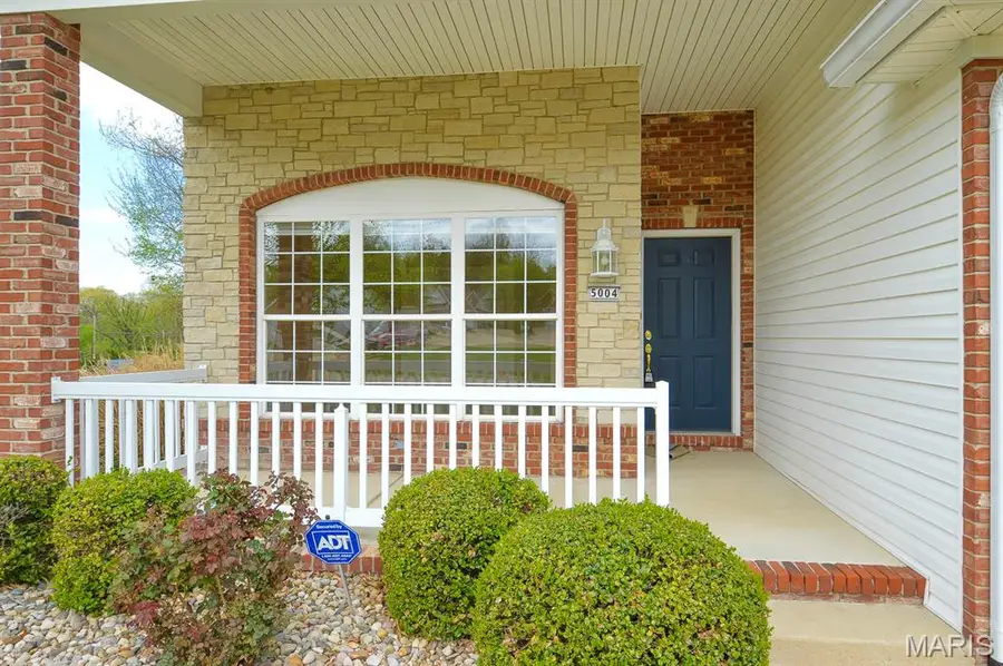 5004 Castlegate Lane, Godfrey, IL 62035 - #3