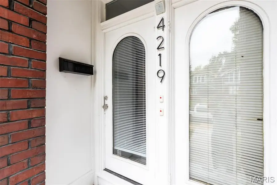 4219 Red Bud Avenue, Saint Louis, MO 63115 - #2