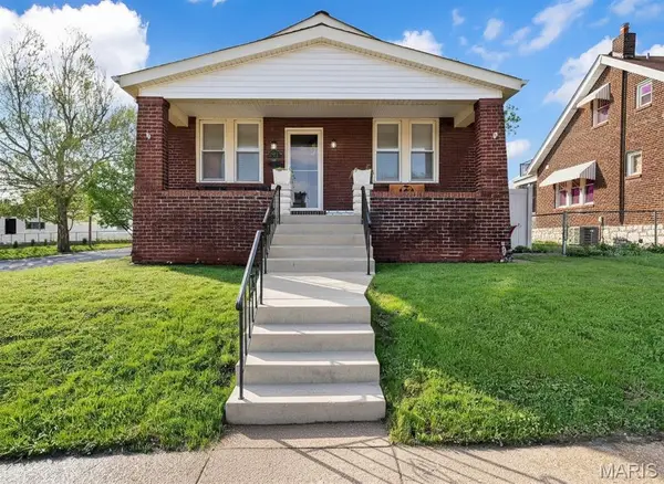 3145 Clifton Avenue, St Louis, MO 63139