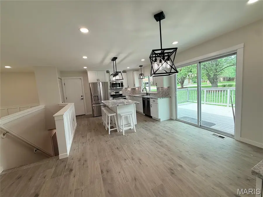 501 Summerwood Court, Saint Peters, MO 63376 - #2