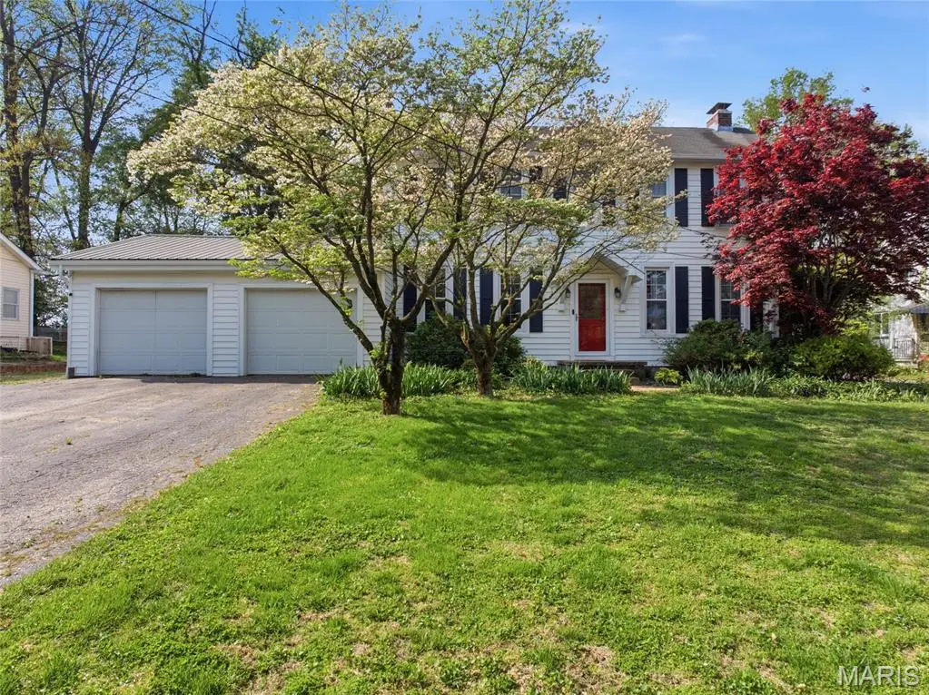 8 Maple Drive, Belleville, IL 62220 - #1