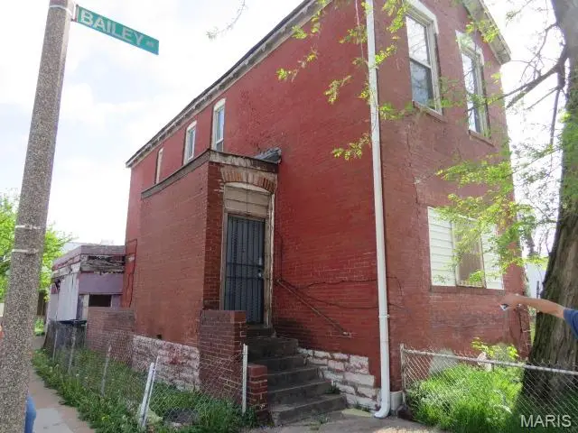 4000 N Grand Boulevard, Saint Louis, MO 63107 - #1