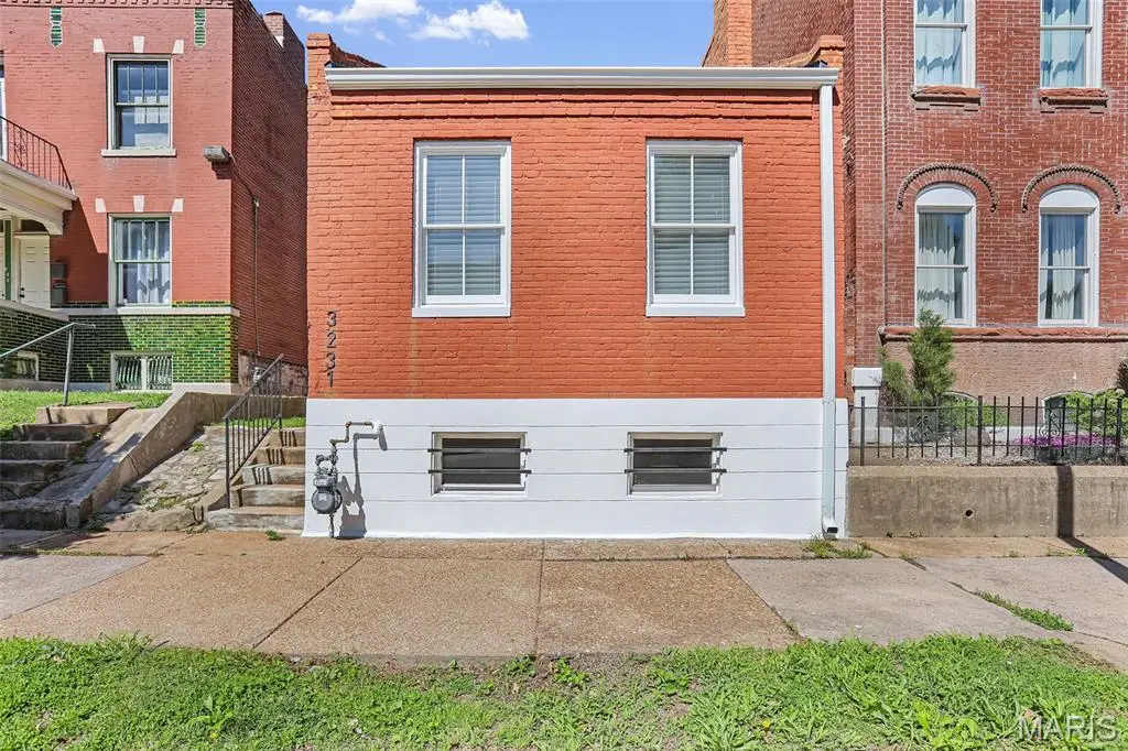 3231 Ohio Avenue, Saint Louis, MO 63118 - #1