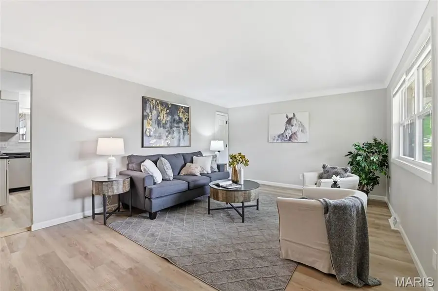 848 Cordova Street, Saint Louis, MO 63138 - #3