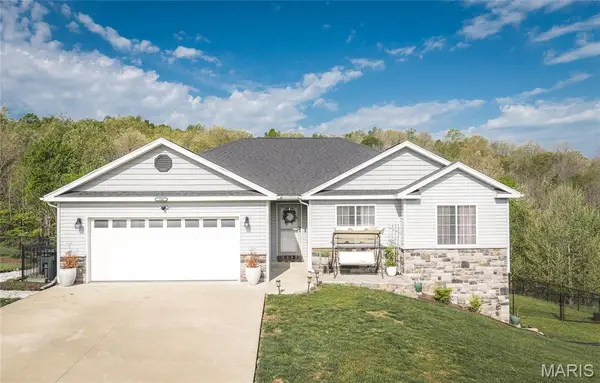 208 Ridgeview Drive, St Robert, MO 65584
