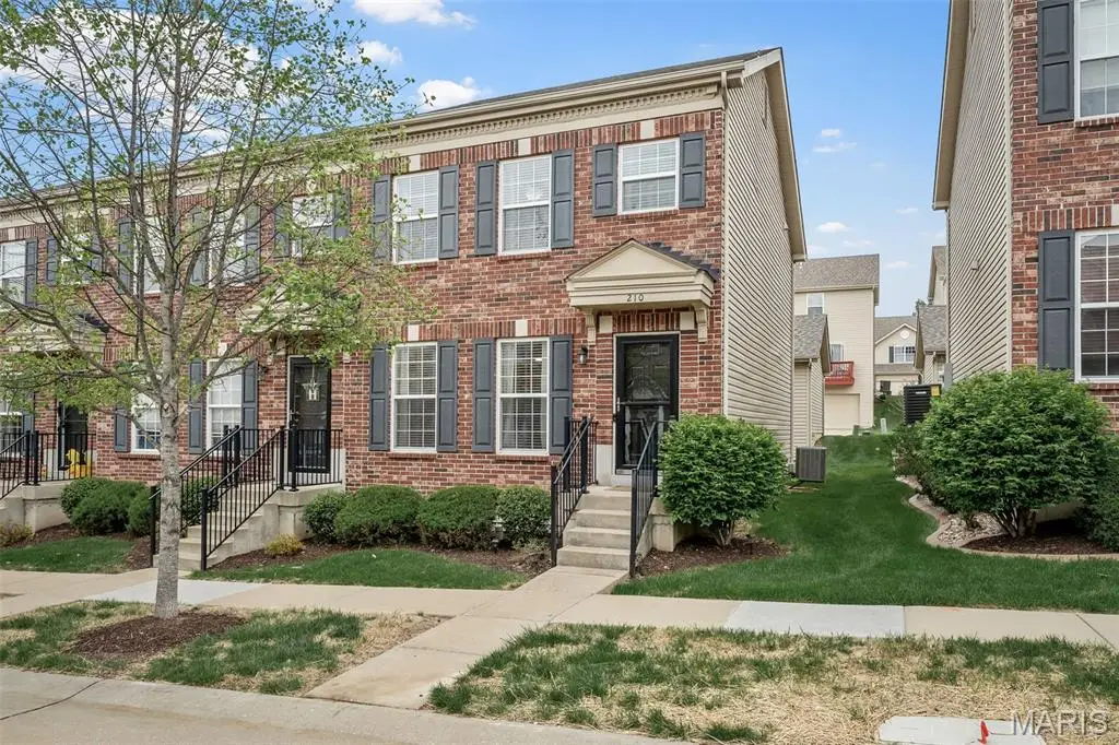 210 Candice Way, Saint Peters, MO 63376 - #1