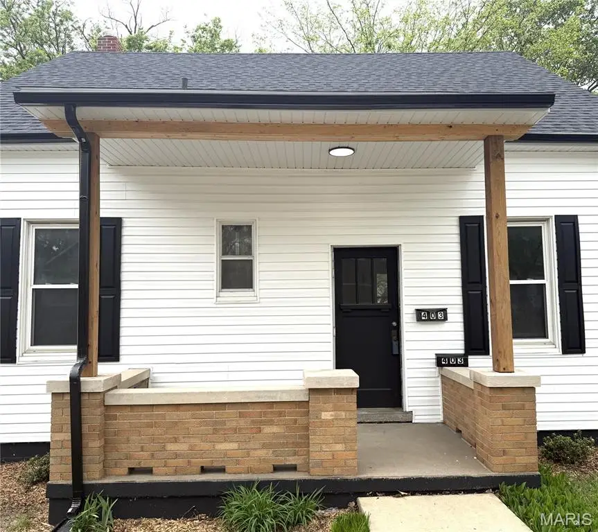 403 S Market Street, Waterloo, IL 62298 - #2