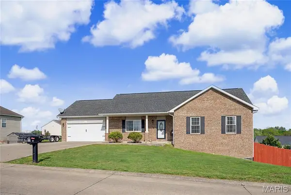 233 Oak Meadow Drive, Jackson, MO 63755