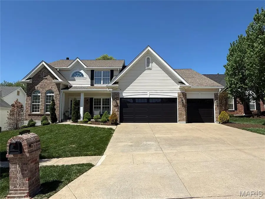 1009 Speckledwood Manor Court, Chesterfield, MO 63017 - #2