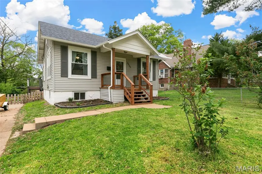 3535 Brown Road, Saint John, MO 63114 - #2