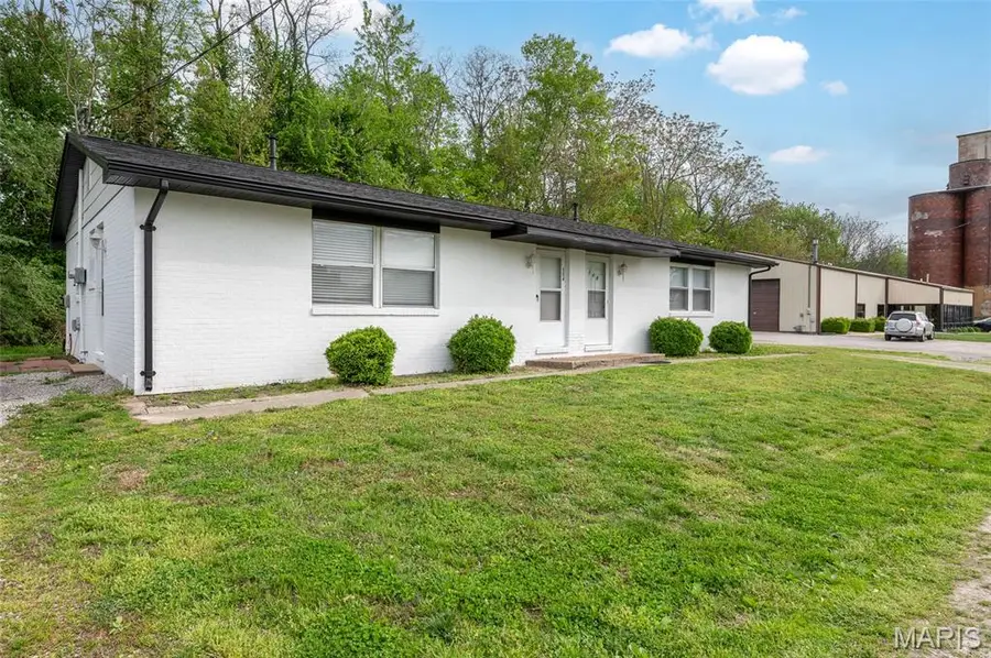 104 & 106 E 6th St, Saint Jacob, IL 62281 - #2