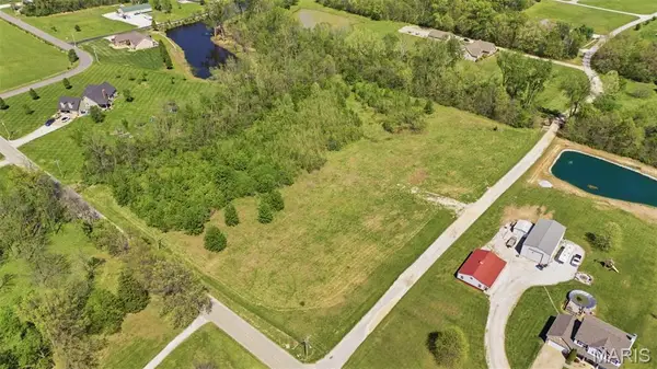 11 Butcher Creek Drive, Moscow Mills, MO 63362