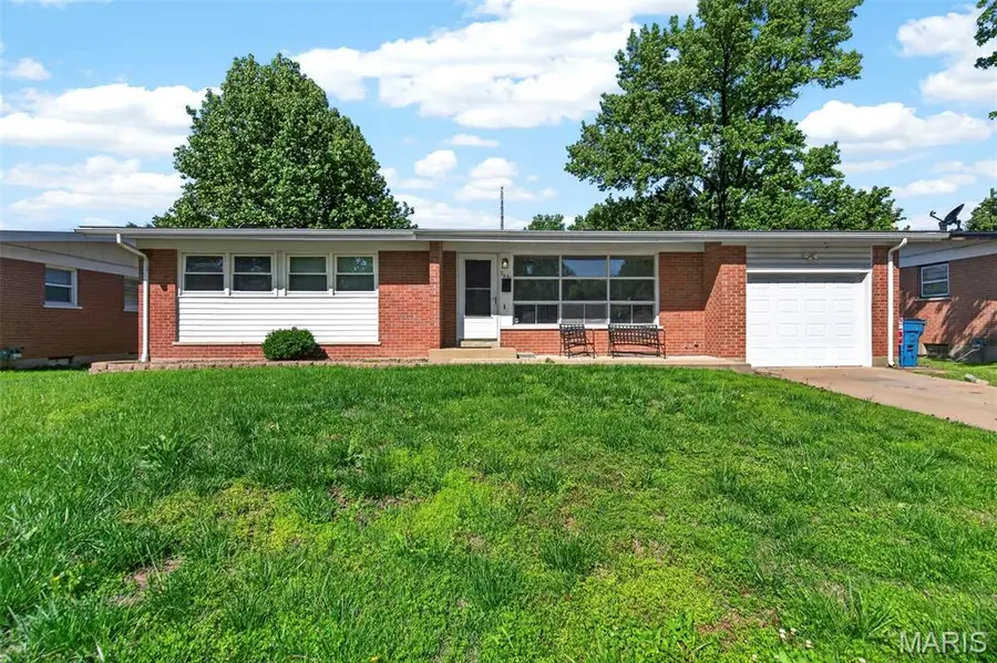 9645 Venice Drive, Saint Louis, MO 63136 - #3