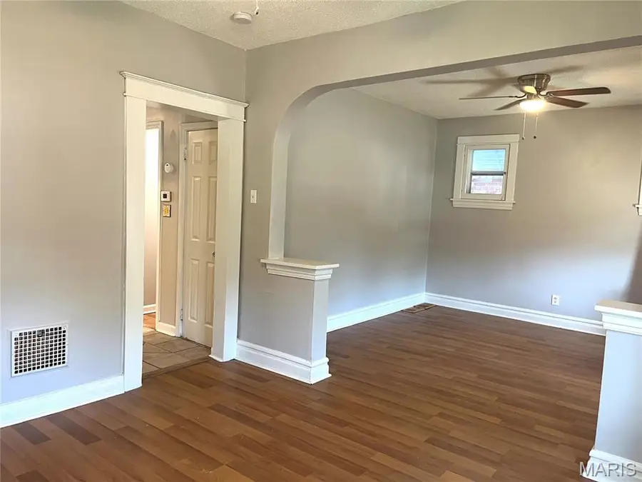 3968 Schiller Place, Saint Louis, MO 63116 - #3